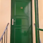 Studio calme proche Montmartre et Batignolles - Metro 13 et 14
